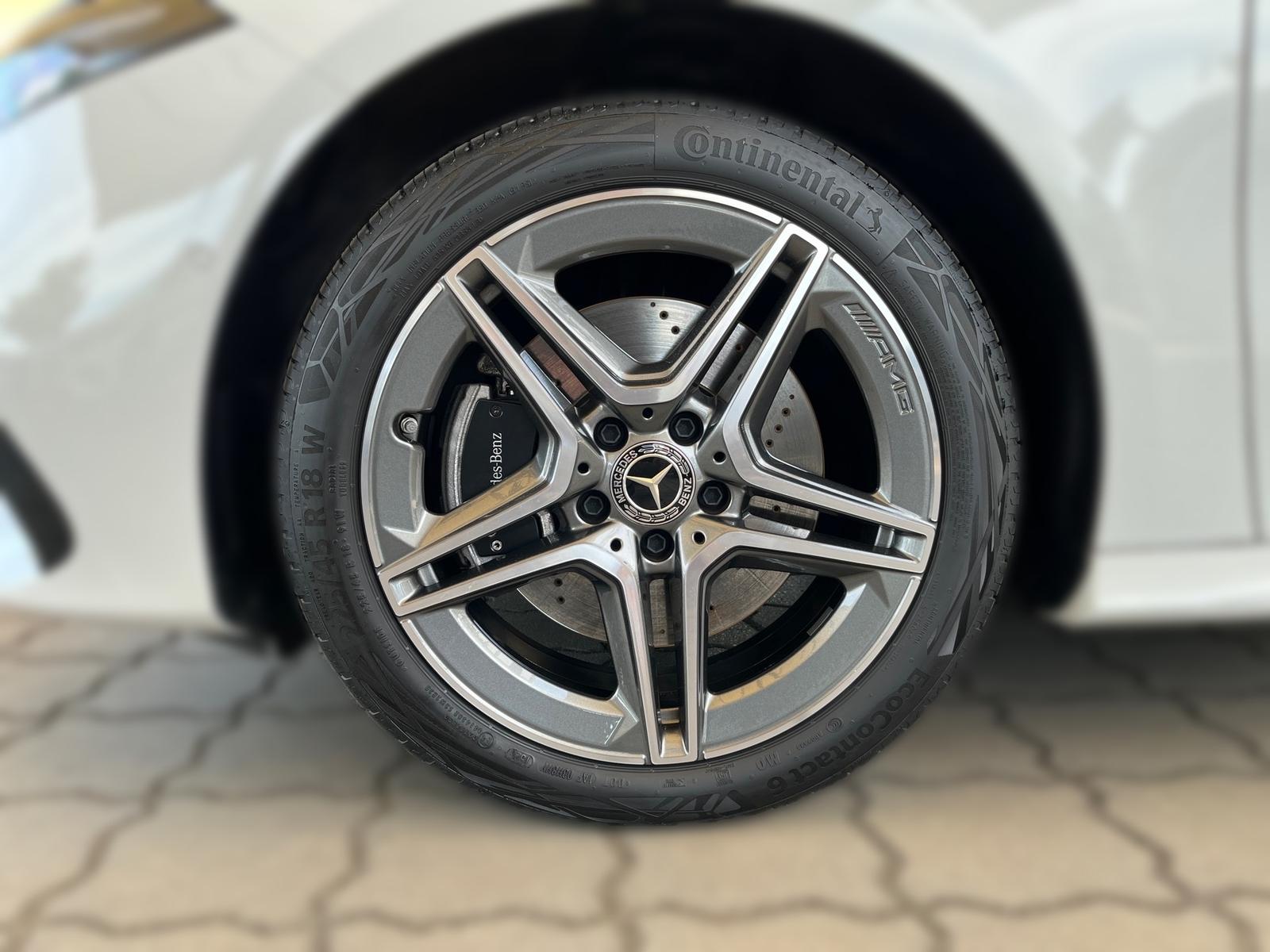 Mercedes-Benz A 250 e AMG Premium+Navi+LED+Kam+SHZ+Burmester+
