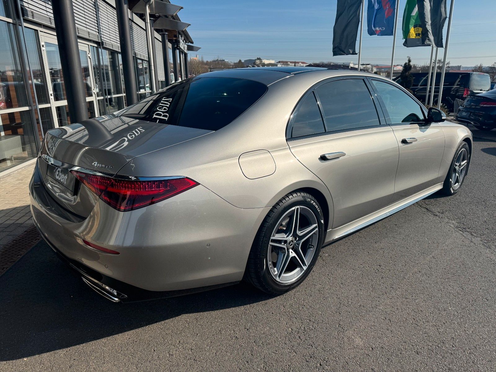 Fahrzeugabbildung Mercedes-Benz S 450 4M L AMG+Pano+3D+Digital+Burm+HUD+TV+AirM