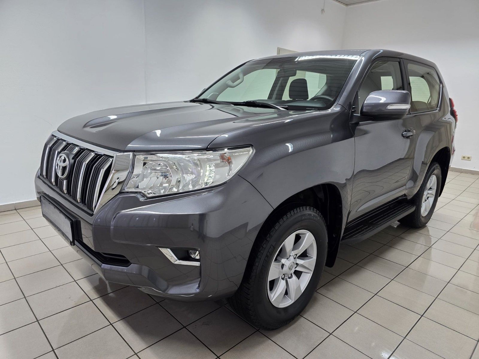 Toyota Land Cruiser 2.8 D4-D Automatik 3 Türer 1.Hand