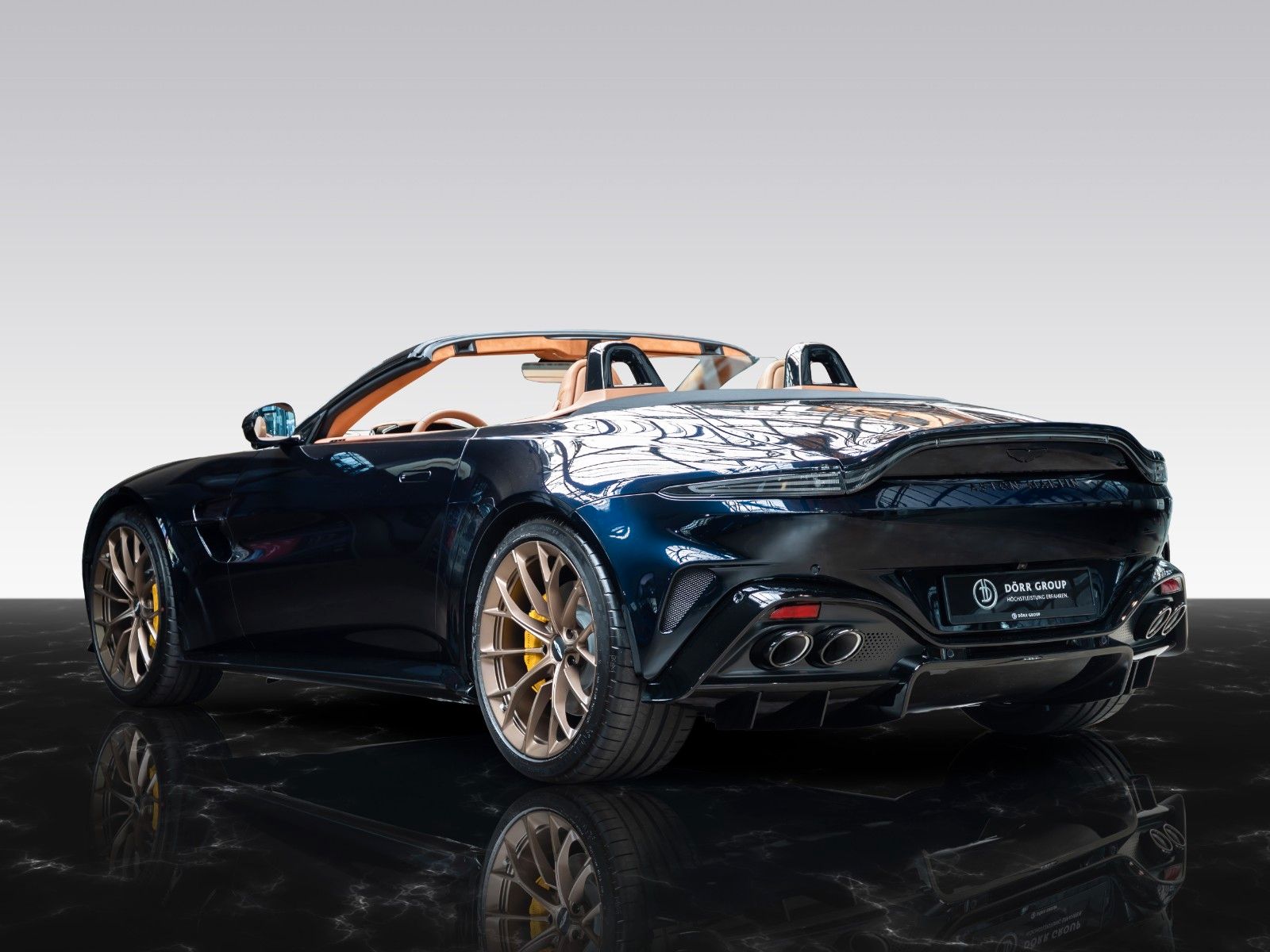 Aston Martin V8 Vantage Roadster| Black Sytle | imagem 2
