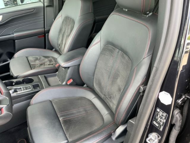 Fahrzeugabbildung Ford Kuga 2.5 Duratec Plug-in-Hybrid ST-Line X Autom.