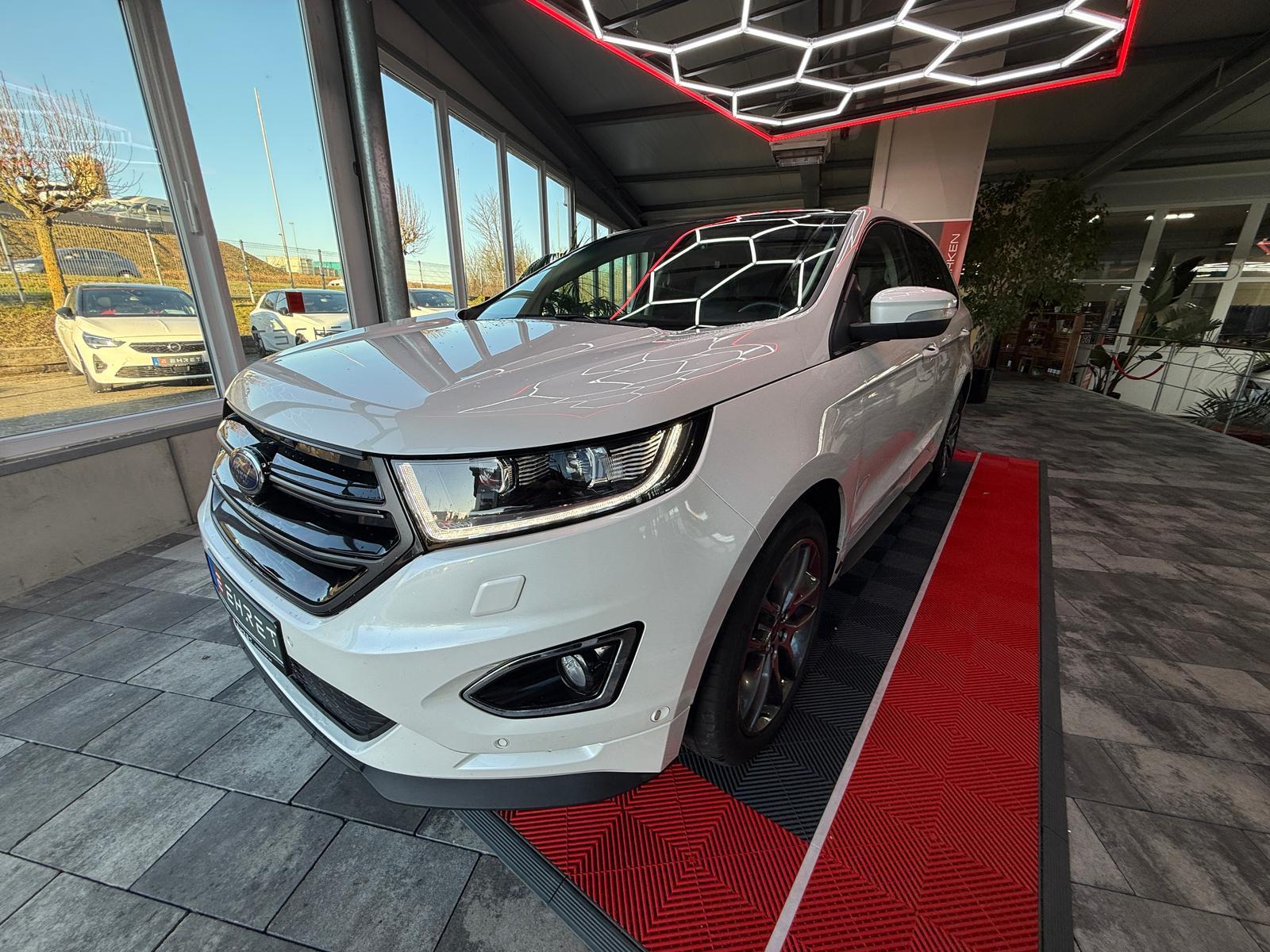 Ford Edge 2.0 T, 4x4, Pano, Automatik, AHK abnehmb.