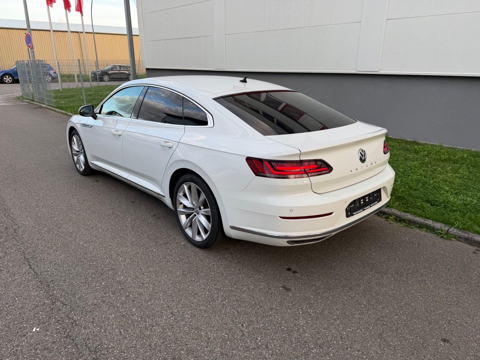 Volkswagen Arteon Elegance*LED*VIRTUAL*ACC*NAVI*LEDER*AHK**