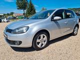 Volkswagen Golf VI Team BlueMotion/BMT - Volkswagen Golf aus 2011: Bluemotion