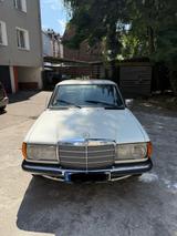 Mercedes-Benz 240d diesel - Mercedes-Benz 240 in Wuppertal