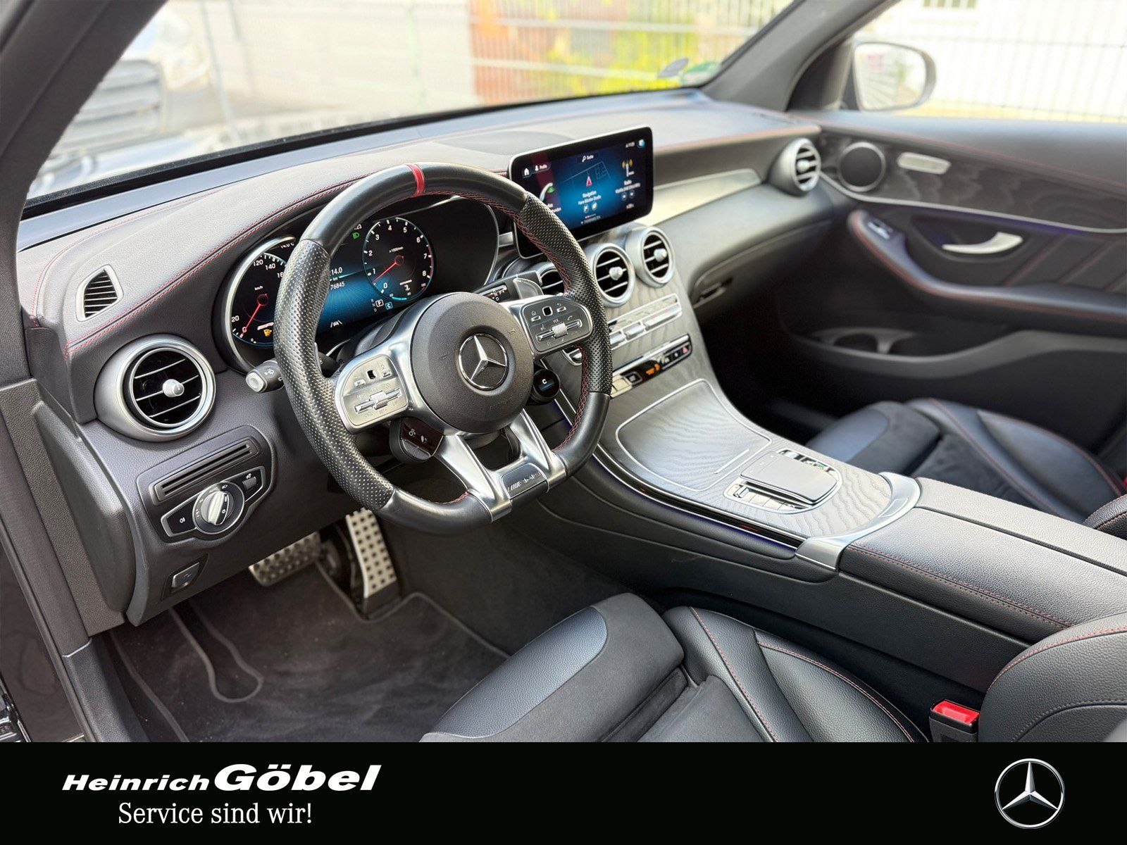 Fahrzeugabbildung Mercedes-Benz GLC 43 AMG*AHK*PANORAMA*AMBIENTE*NIGHTPAKET*