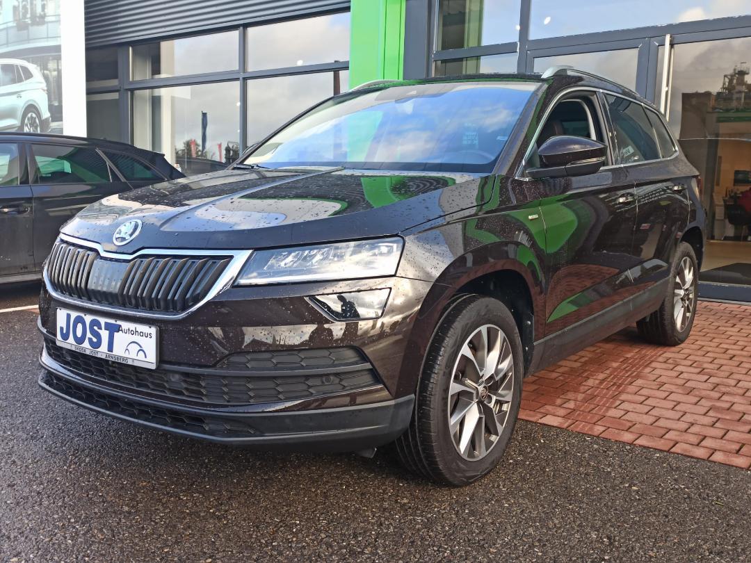 Skoda Karoq CLEVER 1.5 TSI DSG Navi LED el.Klappe ACC