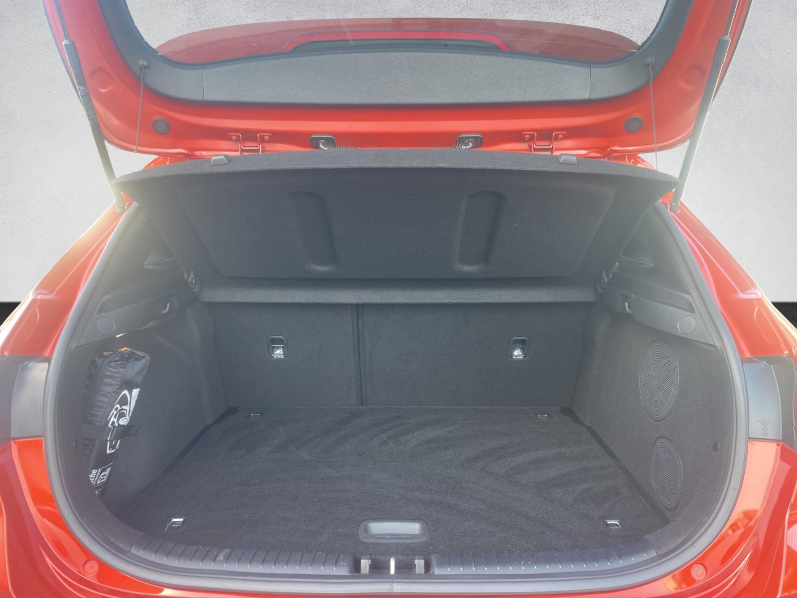 Kia cee'd 1.6 T-GDi DCT GT NAVI/LED