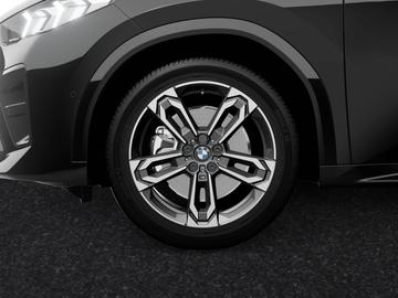 2026 BMW IX2 照片 6
