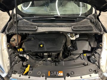 Ford Kuga Titanium *1. Hand*Klima*SHZ*Bluetooth*PDC*