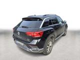 Volkswagen T-Roc Style 1.5 TSI ACC+NAVI+BT+USB+SHZ+LM - : Geländewagen, Us