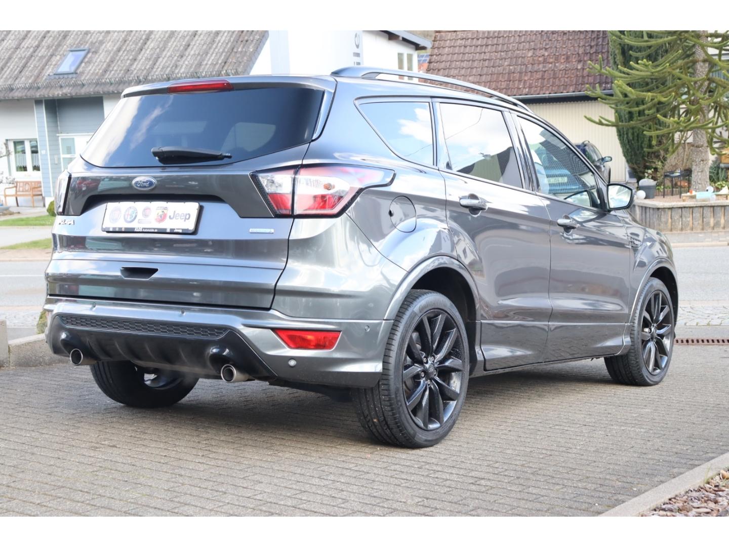 Ford Kuga ST-LINE 1.5 ECOBOOST 150PS NAVI CARPLAY PDC