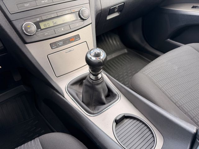 Toyota Avensis Kombi Sol