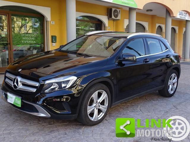 MERCEDES-BENZ MERCEDES-BENZ GLA 200 D. 136 CV BUSINESS