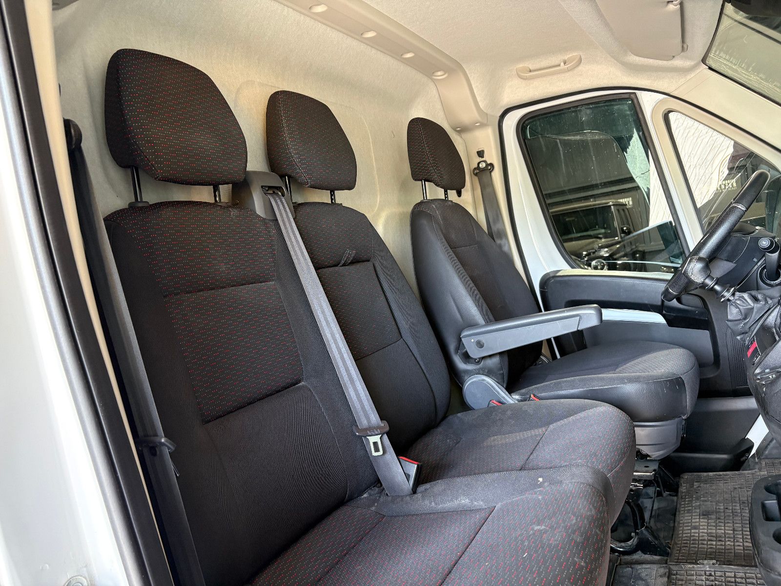 Fahrzeugabbildung Fiat Ducato/L4H2 RS: 4035 mm/KAMERA/APPLE/NAVI/3-SITZ
