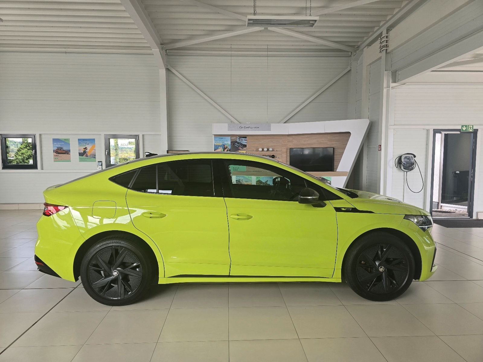Fahrzeugabbildung SKODA Enyaq Coupé RS Lounge MATRIX AHZ HUD RFK SHZ ACC