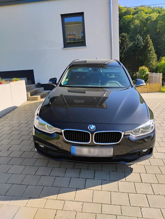 Image of BMW 320