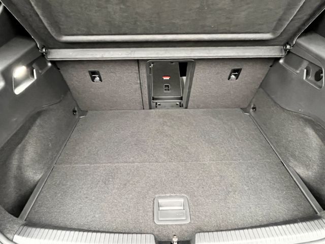 Born 170kW 77kWh *ACC/SHZ/AudioSystem*uvm