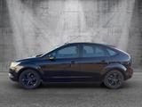 Ford Focus Lim. Style KLIMA NAVI AHK 2 HAND - Ford Focus aus 2009: ST