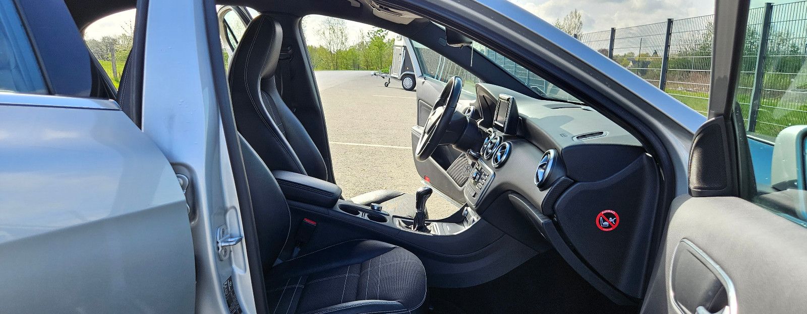 MERCEDES-BENZ A 180 W176 BlueEfficiency Navi SHZ 2.Hand