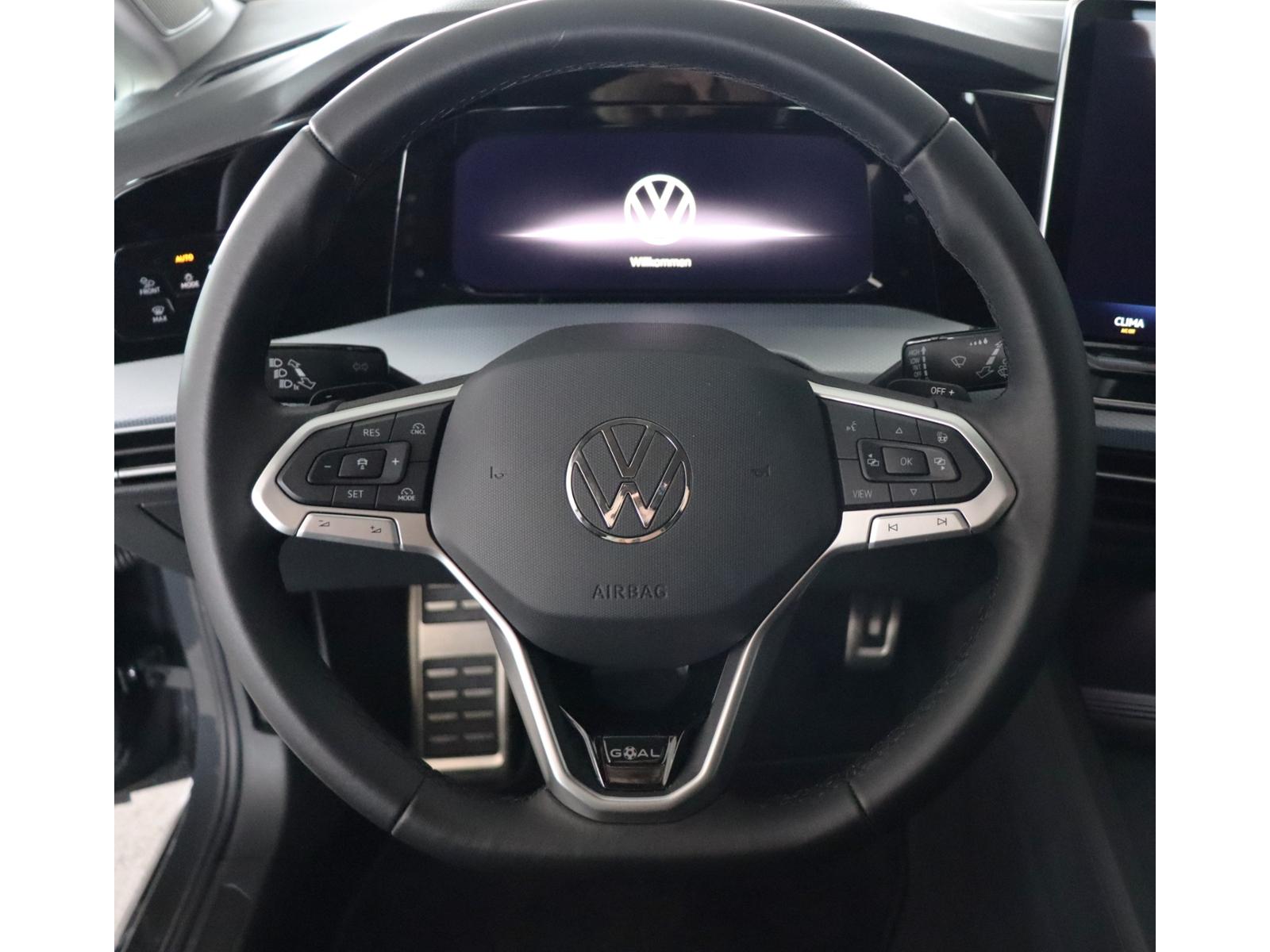 Volkswagen Golf VIII 1.5 eTSI DSG*ACC*AHK*SitzH, миниатюра 12