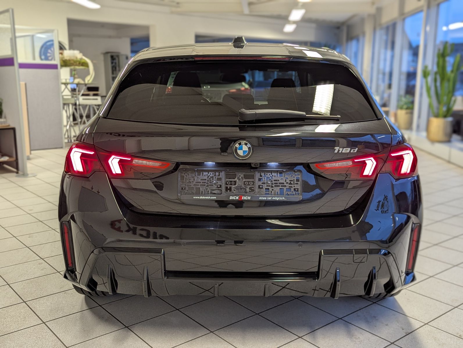BMW 118 d M-Sport Leder Shadow LED Pano Kamera 18" - Image 6