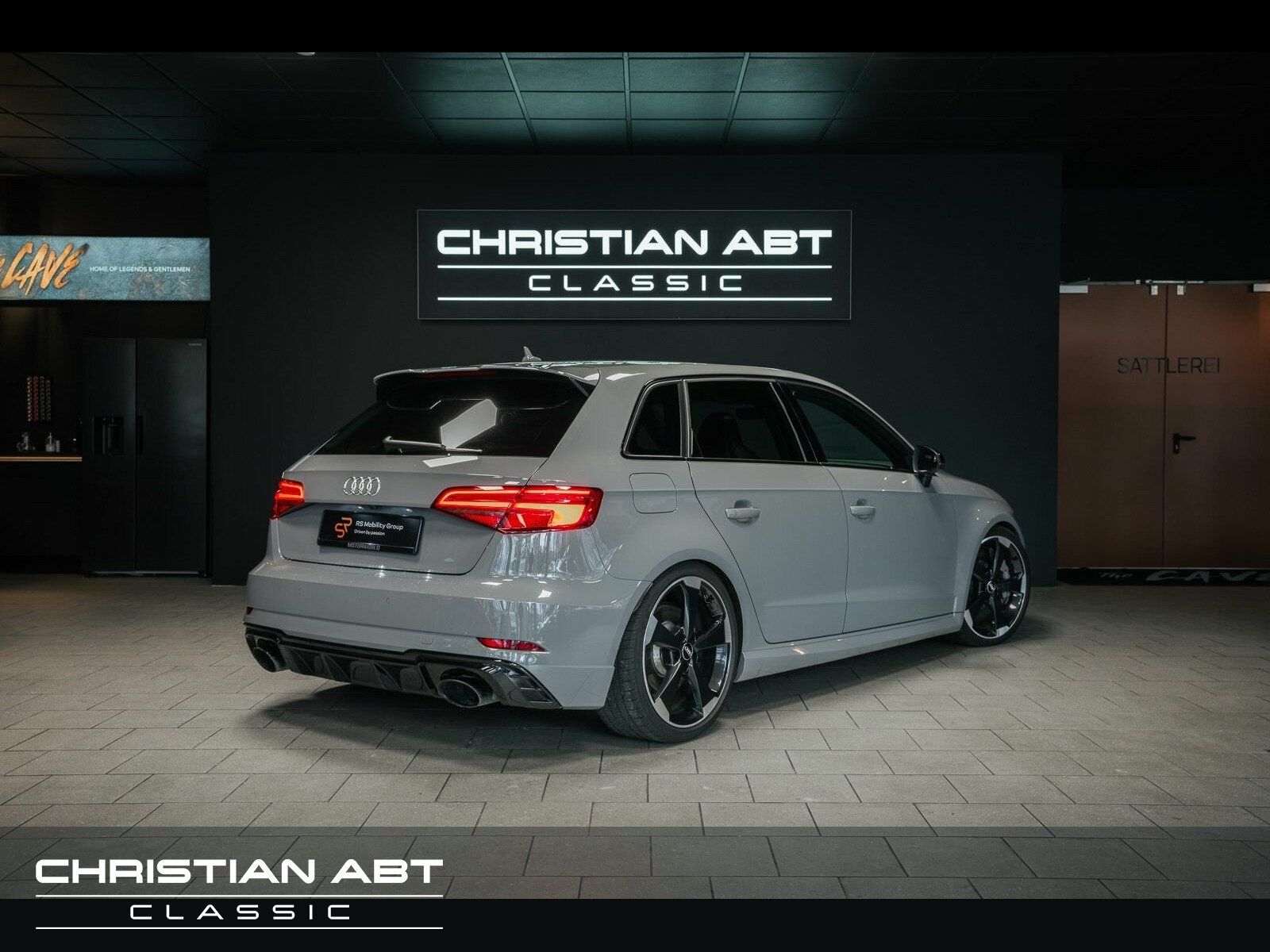 Fahrzeugabbildung Audi MTR 700 Kit / 552PS * KW-V3 Fahrwerk * B&O