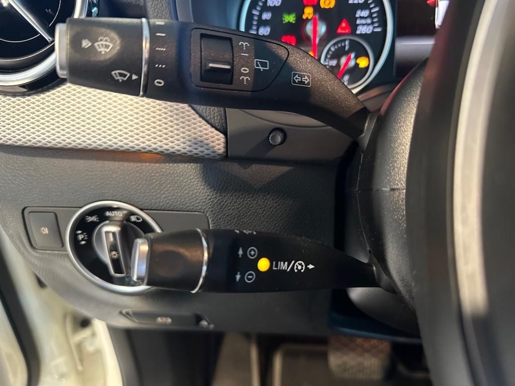 Fahrzeugabbildung Mercedes-Benz B 200 Night Navi SHZ LED KAM Totwink. RDK