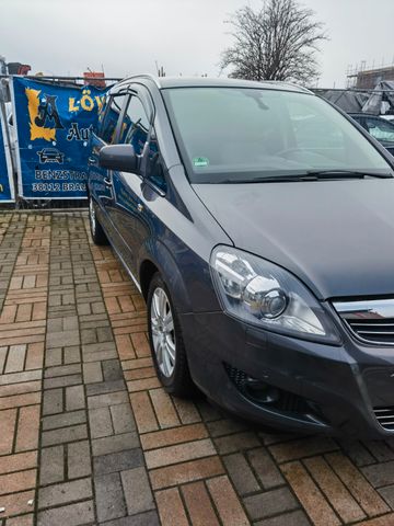 Opel Zafira*Opel Zafira 1,7 CDTI ecoFLEX "Family Plus