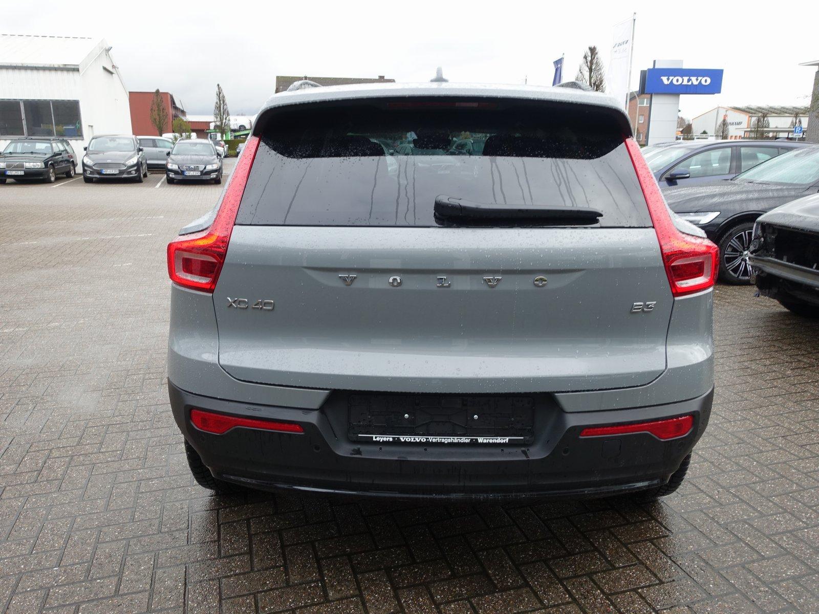 Volvo XC40 Plus B3 Mild-Hybrid/Dark/H&K/360°/Memory