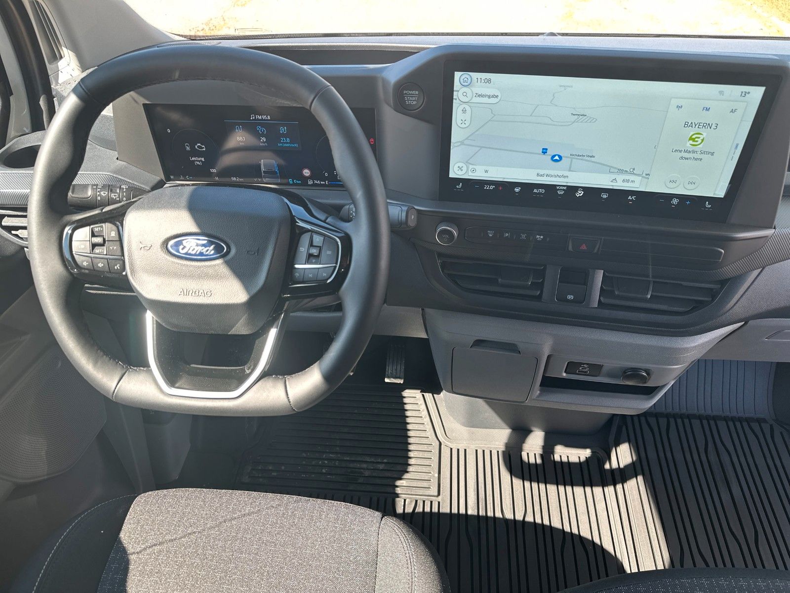 Fahrzeugabbildung Ford Transit Custom Kasten 320 L1 Trend FWD PHEV