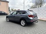 BMW X1 18 i / Automatik / Navi / AHK / ALU - BMW X1 in Düsseldorf