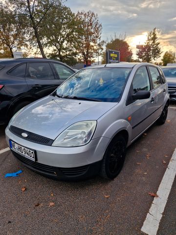 Ford Fiesta 1.3 51 kW TÜV bis 10/2025