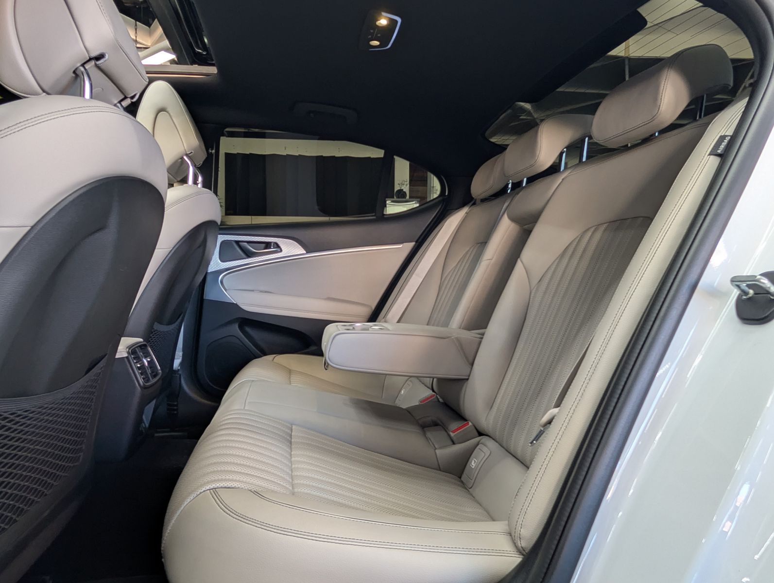 Fahrzeugabbildung Genesis G70 2.0 T-GDI Sport PANO*LEDER*ACC*LED*KAM*19"LM