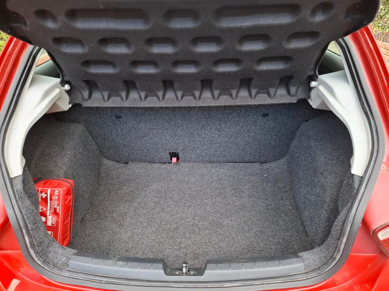 Seat Ibiza 1.2 12V 51kW 