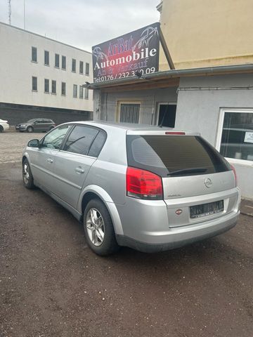 Opel Signum Elegance