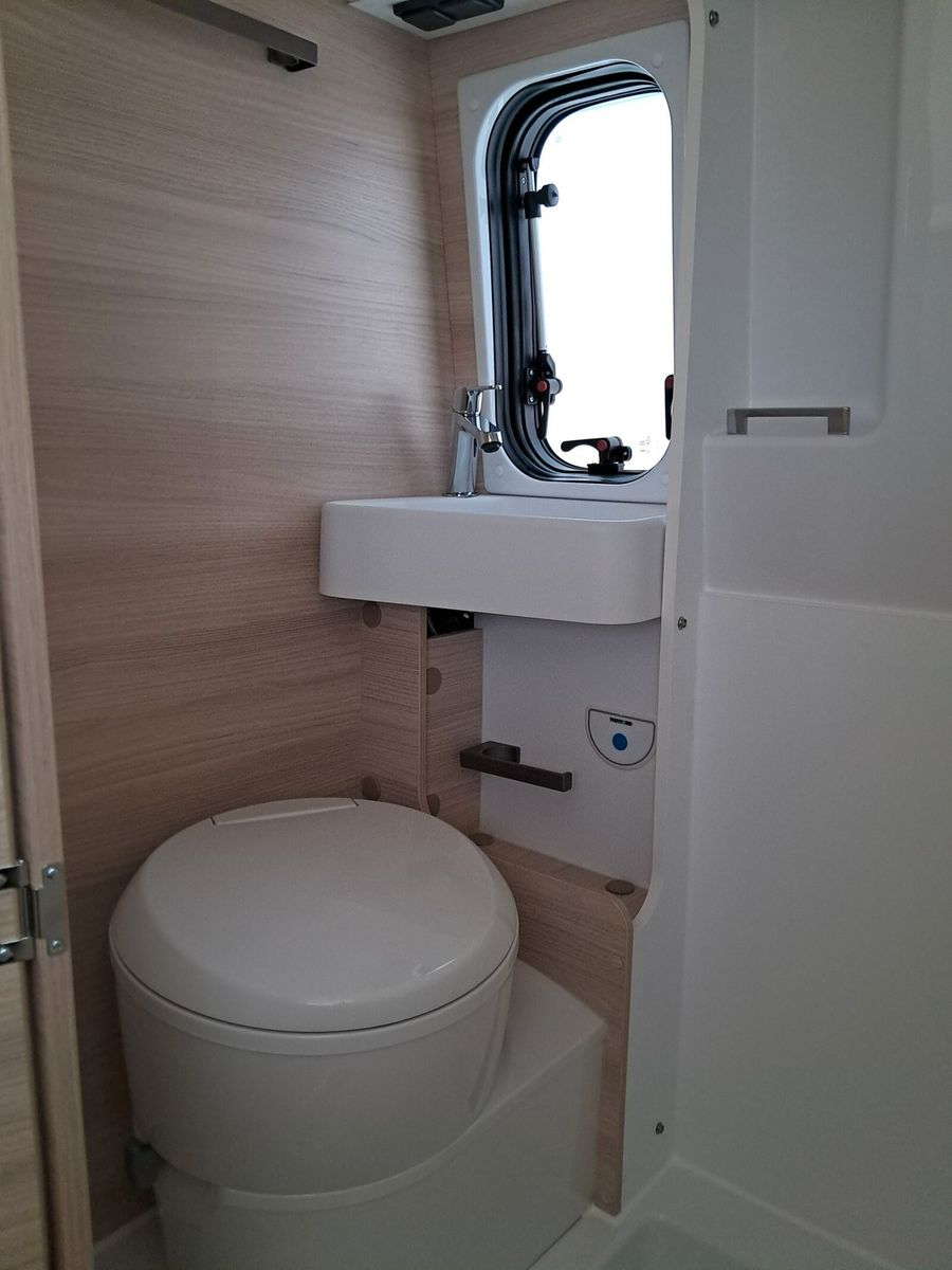 Fahrzeugabbildung Chausson Van First Line V594 Autom.Markise.Solar.Kamera