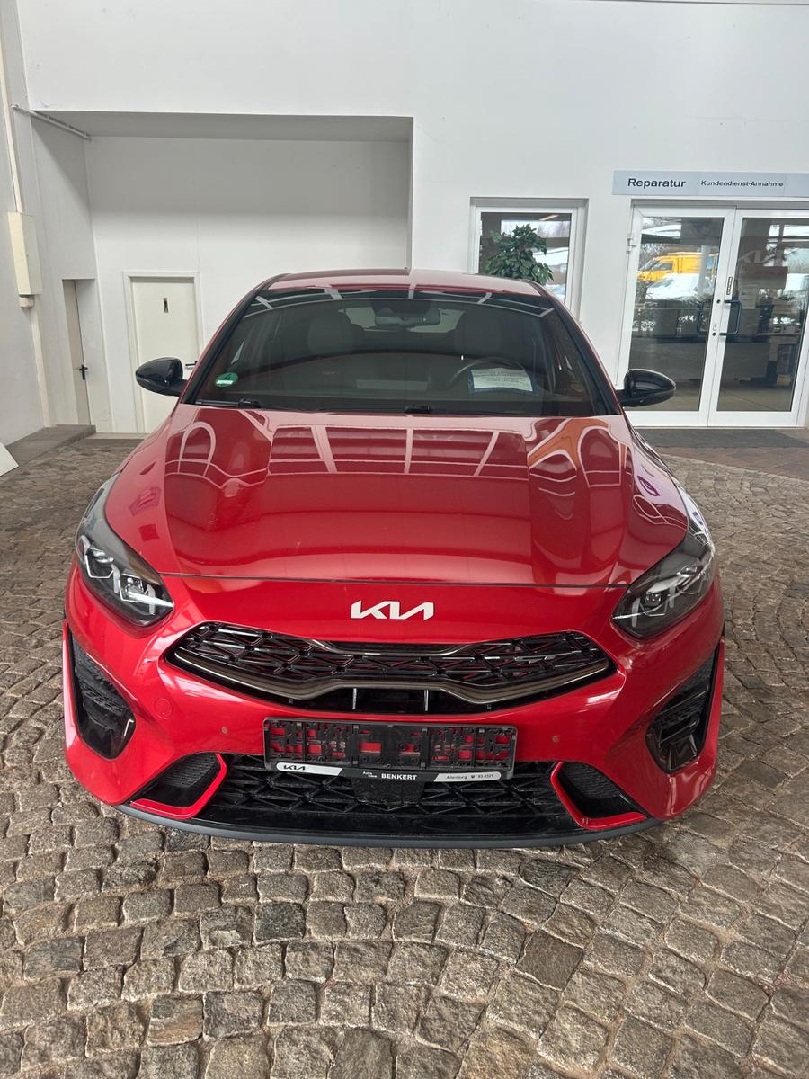 Kia pro_cee'd / ProCeed 1.6 T-GDI DCT GT