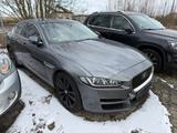 Jaguar XE Prestige * TOP AUSSTATTUNG * XENON * LED *TÜV - Jaguar XE Prestige mit Diesel-Antrieb