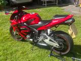Honda Fireblade CBR 600 RR - HONDA CBR 600 F
