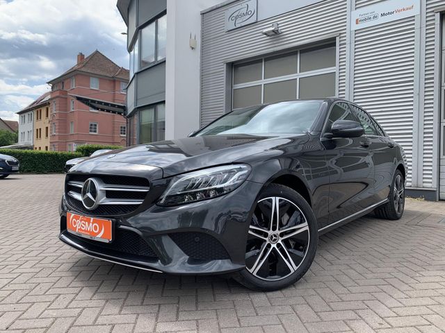 Mercedes-Benz C 300 e 4Matic Avantgarde LED+DAB+Sitzhzg.+Navi