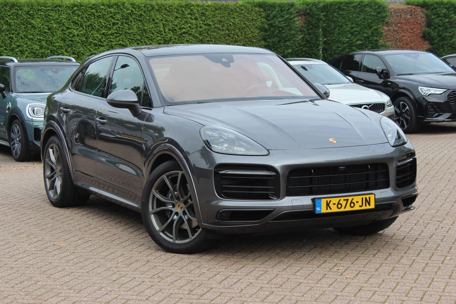 Porsche Cayenne Coupé 3.0 E-Hybrid / Trekhaak / Panorama