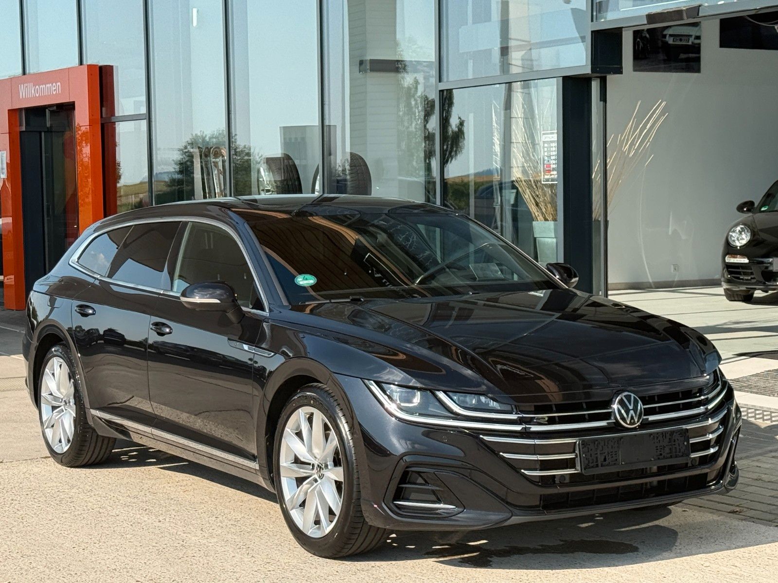 VW Arteon R-Line 4Motion Massage/HUD/360°/PANO