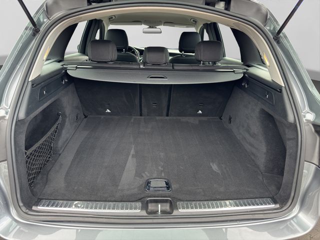 Fahrzeugabbildung Mercedes-Benz GLC 220d 4Matic+LED+Distronic+Kamera+AHK