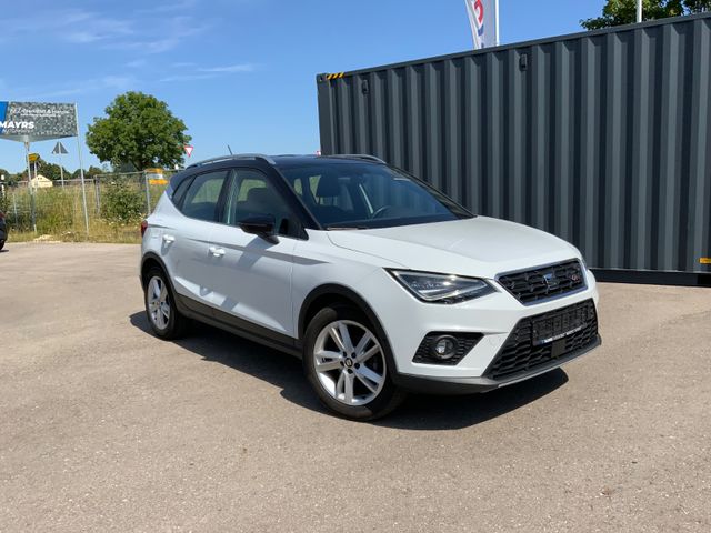 Seat Arona FR/ Kamera/ DSG/ LED/ Virtual/ ACC