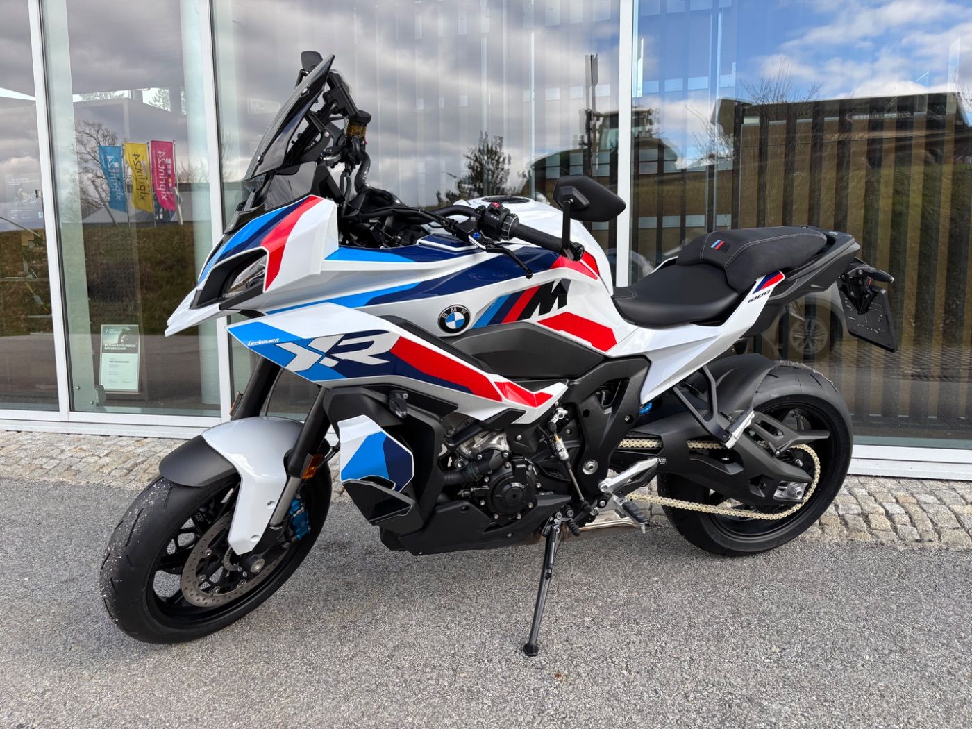 Fahrzeugabbildung BMW M 1000 XR