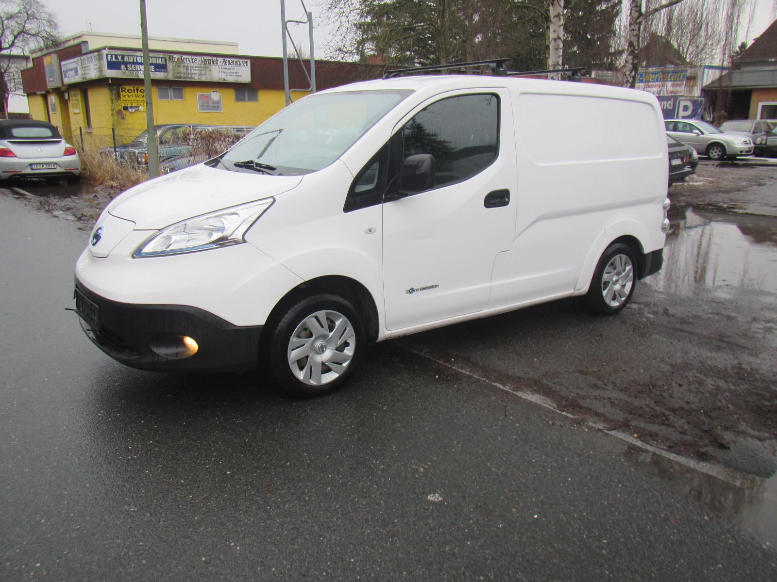 Nissan e-NV 200 Evalia Schnelllader Navi PDC Klima