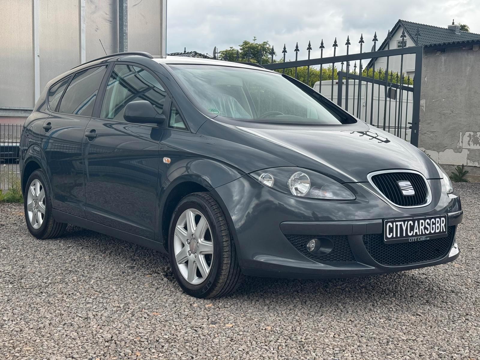Seat Altea XL   Comfort*Tempomat*1,6*Einparkhilfe