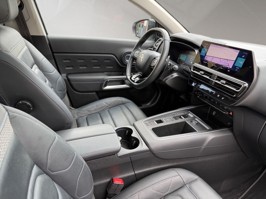 Fahrzeugabbildung Citroën C5 Aircross Hybrid 225 e-EAT8 SHINE*Panorama-SD