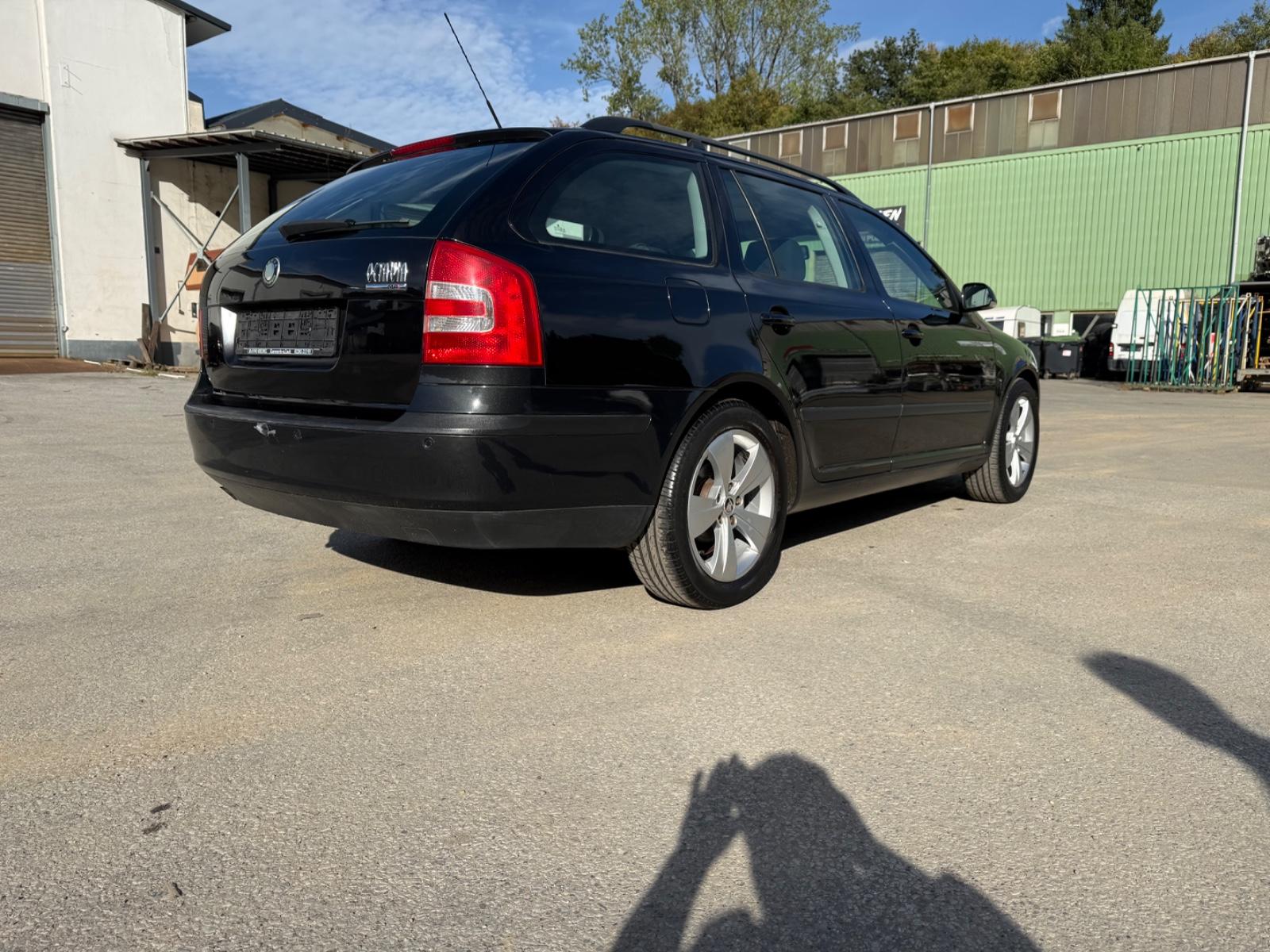 Skoda Octavia 2006 — photo 12